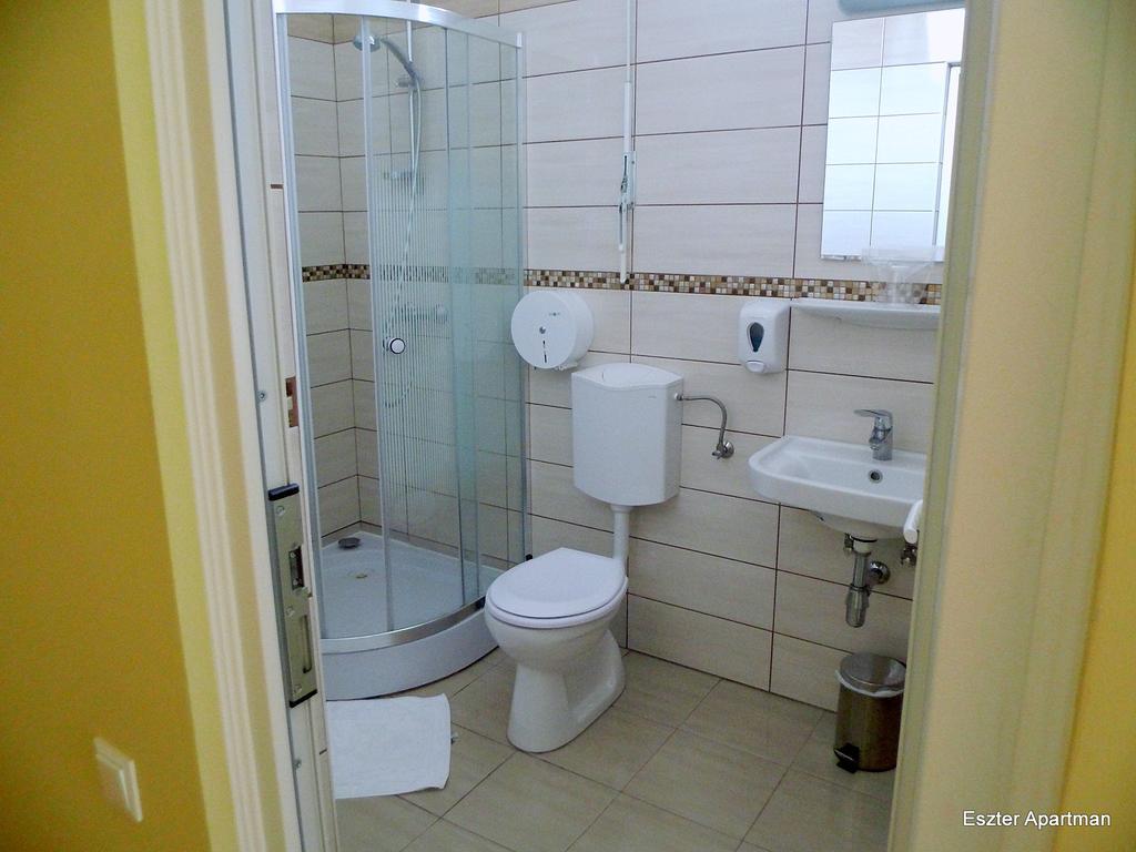 Eszter Apartman 베케슈처버 외부 사진