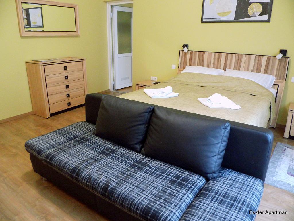 Eszter Apartman 베케슈처버 외부 사진