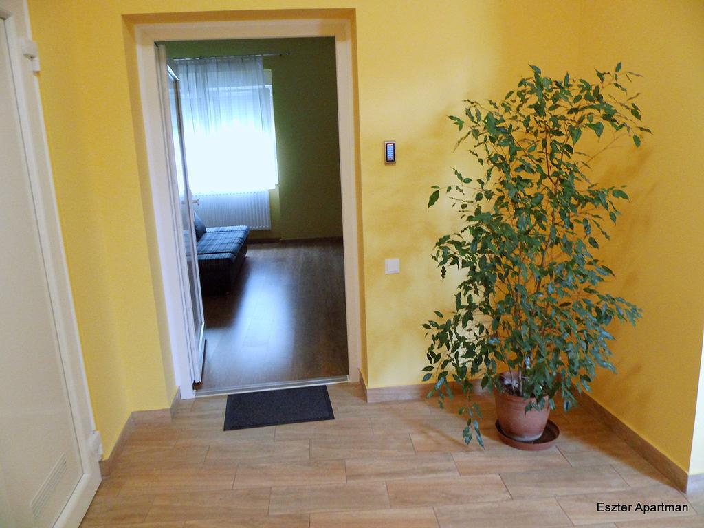 Eszter Apartman 베케슈처버 외부 사진