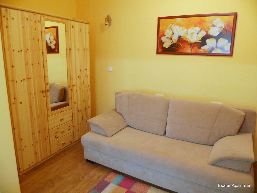 Eszter Apartman 베케슈처버 외부 사진