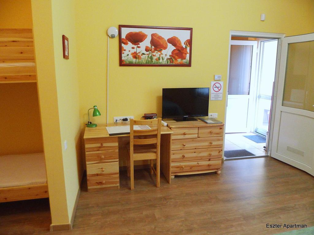 Eszter Apartman 베케슈처버 외부 사진
