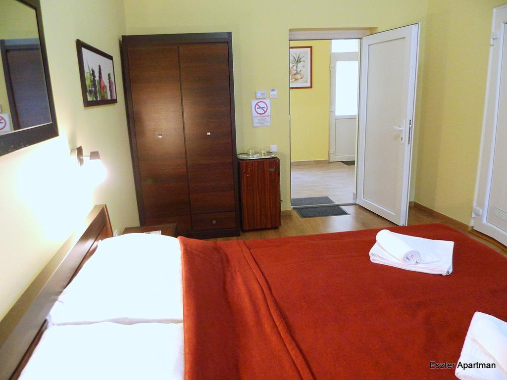 Eszter Apartman 베케슈처버 외부 사진